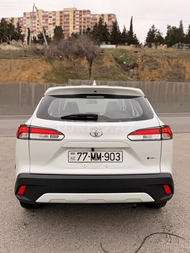 Toyota Corolla Cross 2025, 30,000 km - 2.0 l - Bakı