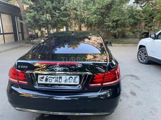 Mercedes E 200-5