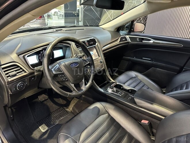 Ford Fusion (North America)-6