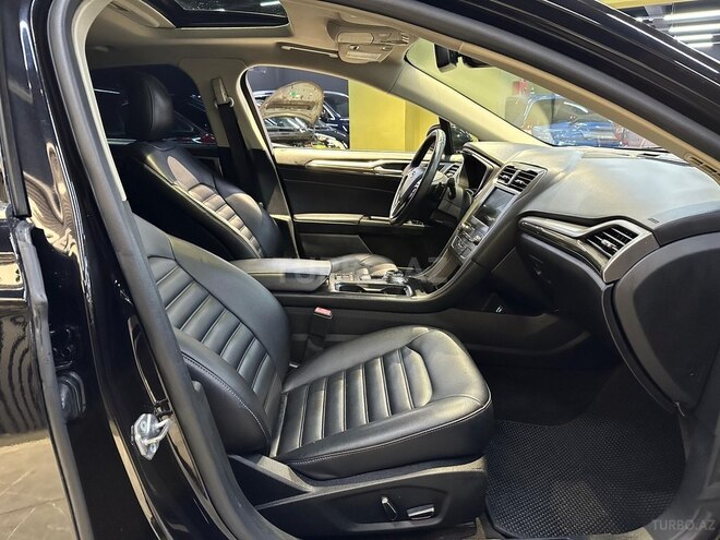 Ford Fusion (North America)-15