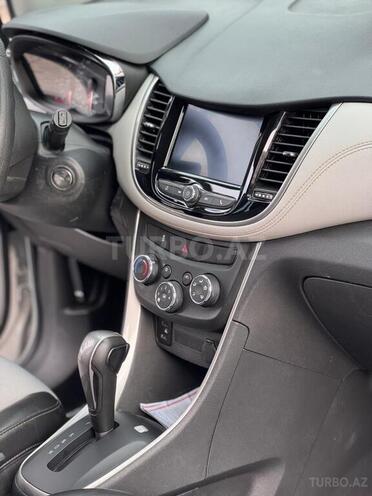 Chevrolet Trax 2021, 111,000 km - 1.4 l - Gəncə
