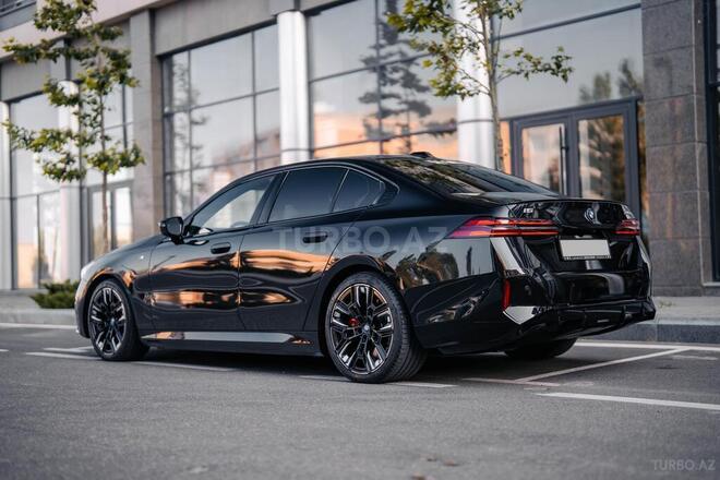 BMW i5-5
