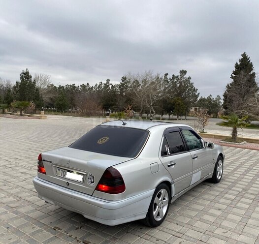 Mercedes C 220 1997, 318,216 km - 2.2 л - Şirvan