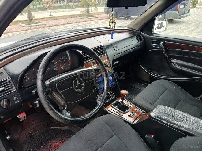 Mercedes C 220 1997, 318,216 km - 2.2 л - Şirvan