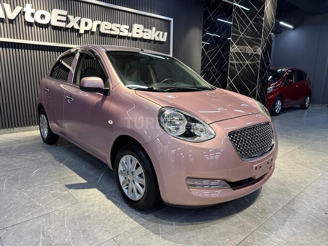 Nissan March-10