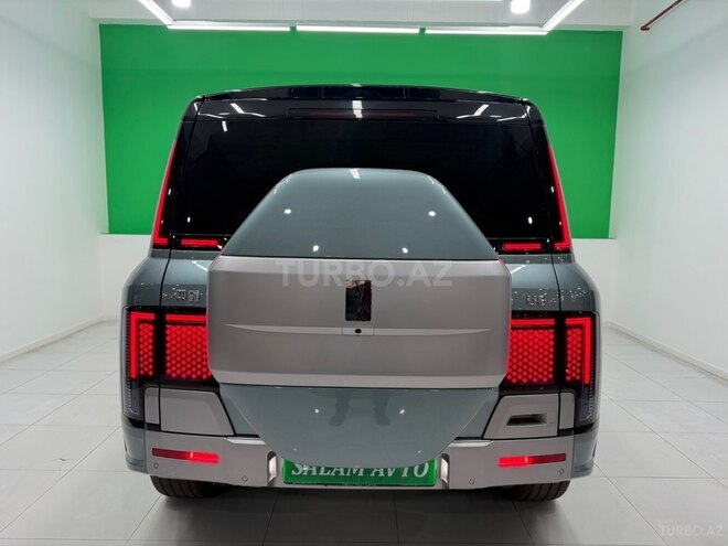BYD Yangwang U8-5