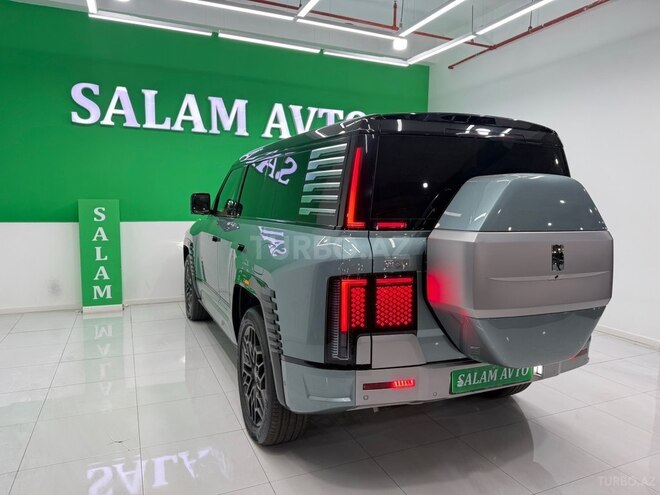 BYD Yangwang U8-4
