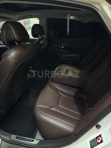 Hyundai Grandeur 2015, 212,500 km - 2.2 л - Bakı