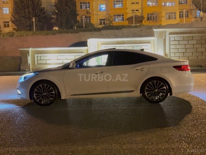 Hyundai Grandeur 2015, 212,500 km - 2.2 л - Bakı