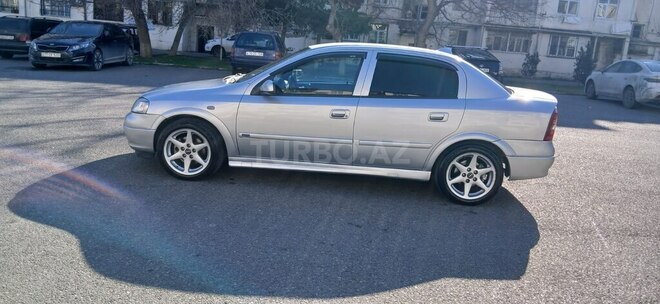 Opel Astra-4