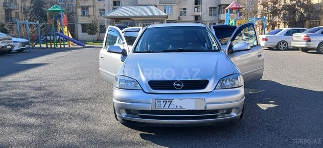 Opel Astra-1