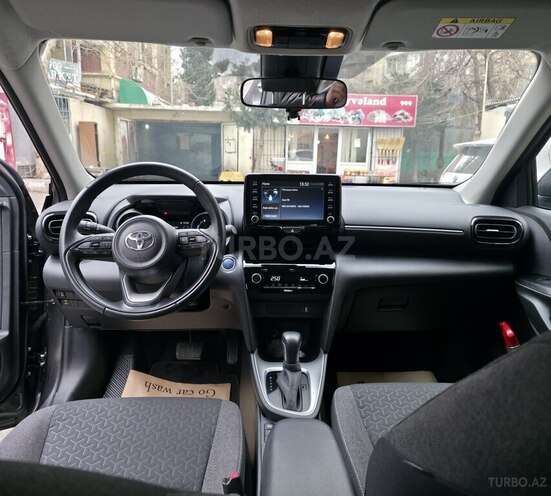 Toyota Yaris Cross 2024, 17,500 km - 1.5 l - Bakı