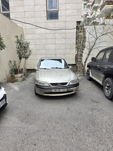 Opel Vectra-1