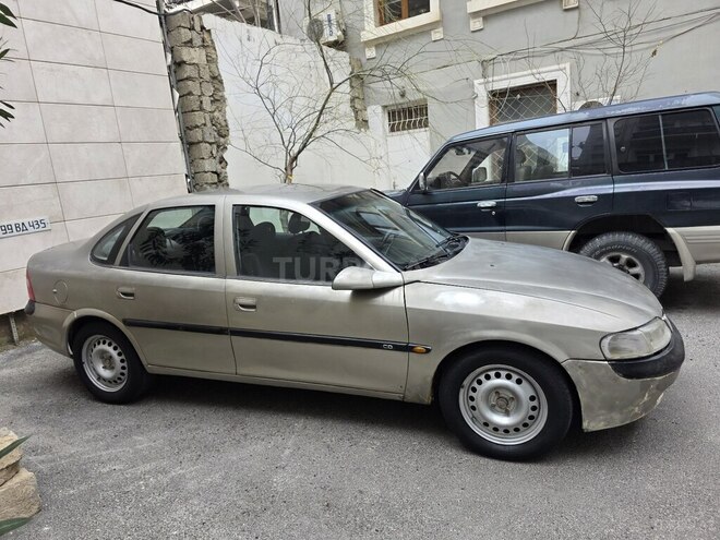 Opel Vectra-2