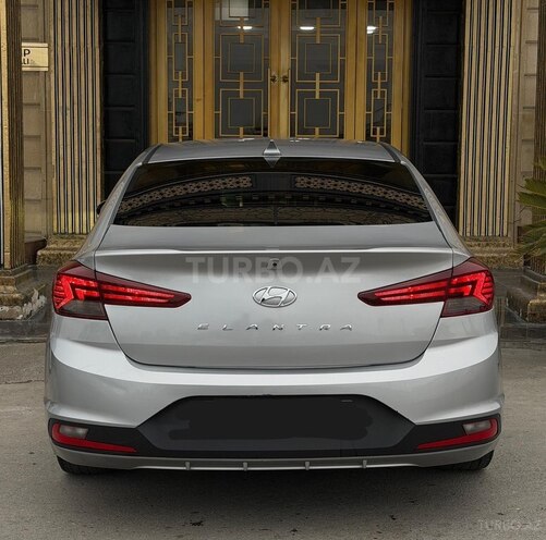 Hyundai Elantra 2020, 90,000 km - 2.0 l - Bakı