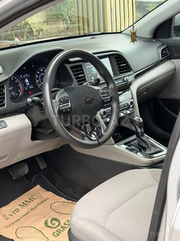 Hyundai Elantra 2020, 90,000 km - 2.0 l - Bakı