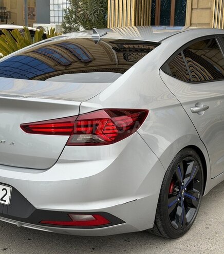 Hyundai Elantra 2020, 90,000 km - 2.0 l - Bakı