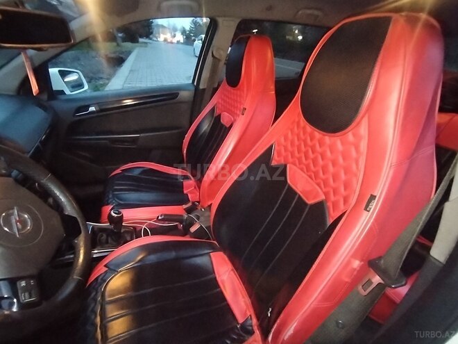 Opel Astra-12