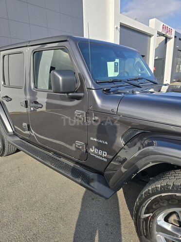 Jeep Wrangler-18