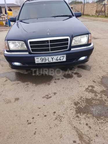 Mercedes C 220-1