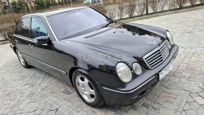 Mercedes E 270 2000, 450,000 km - 2.7 l - Bakı