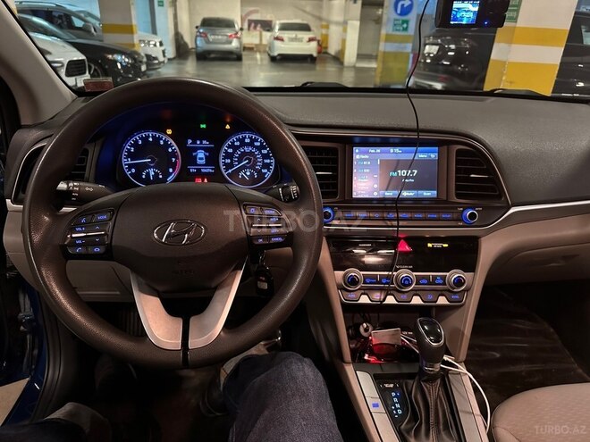 Hyundai Elantra 2020, 165,000 km - 2.0 l - Bakı