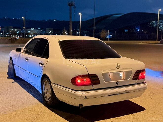 Mercedes E 300 1996, 258,000 km - 3.0 l - Bakı