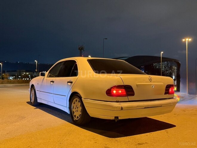 Mercedes E 300 1996, 258,000 km - 3.0 l - Bakı