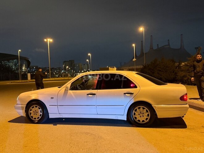 Mercedes E 300 1996, 258,000 km - 3.0 l - Bakı