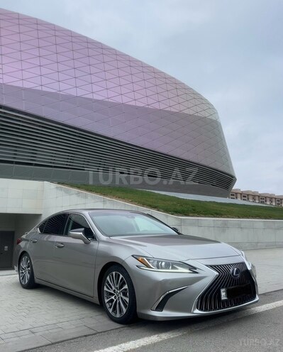 Lexus ES 300h 2020, 90,000 km - 2.5 л - Bakı