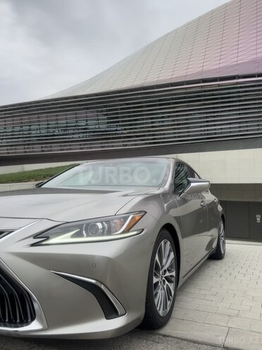 Lexus ES 300h 2020, 90,000 km - 2.5 л - Bakı