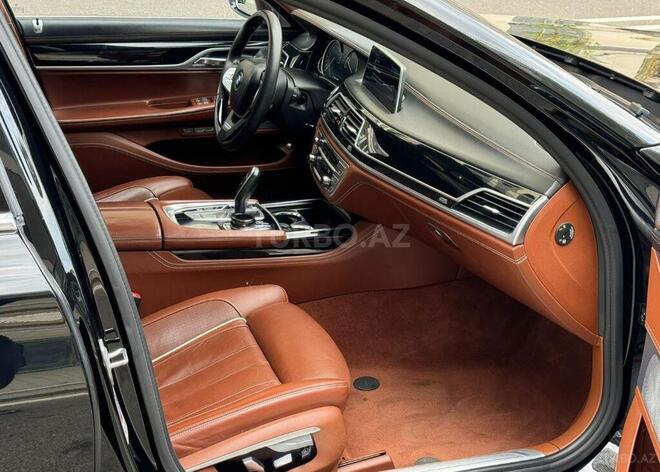 BMW 750 2016, 165,000 km - 4.4 l - Bakı