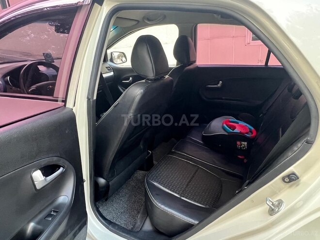 Kia Picanto-10