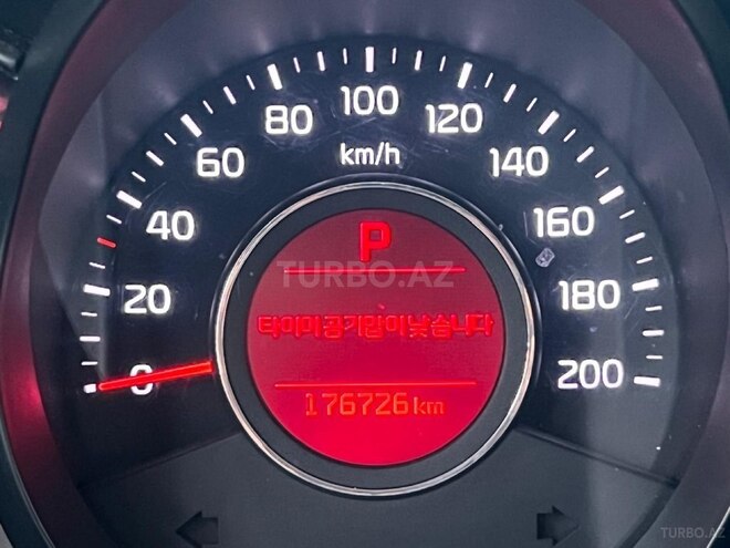 Kia Picanto-11