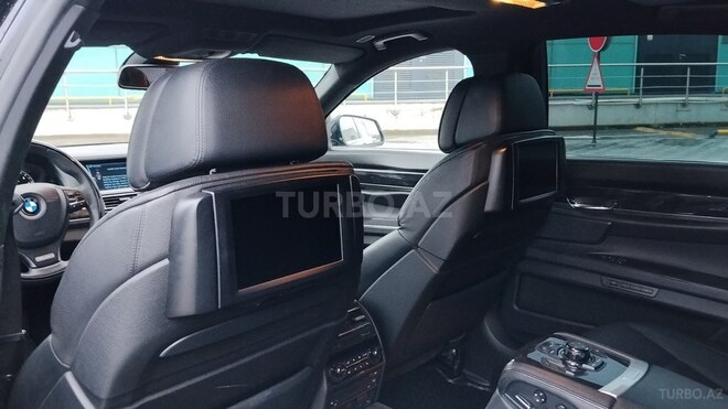 BMW 750 2010, 236,100 km - 4.4 l - Bakı