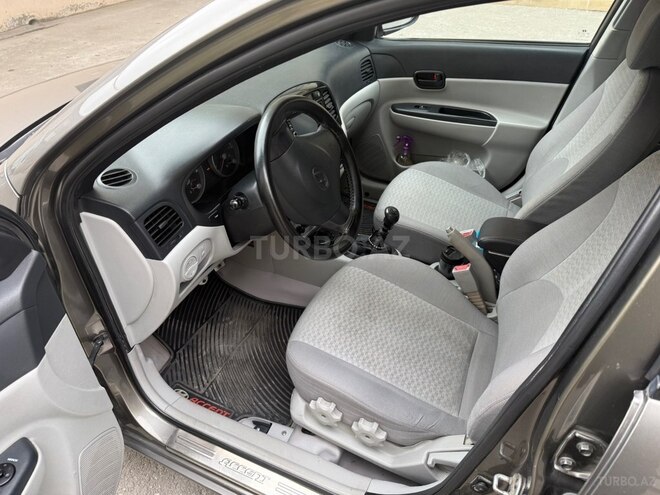 Hyundai Accent 2009, 366,000 km - 1.4 l - Bakı