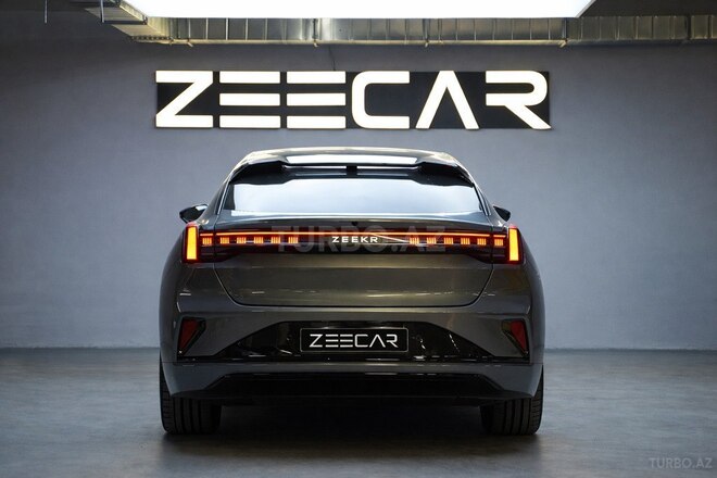 ZEEKR 001-7