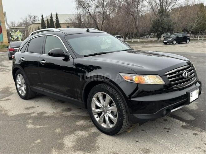 Infiniti FX35-13