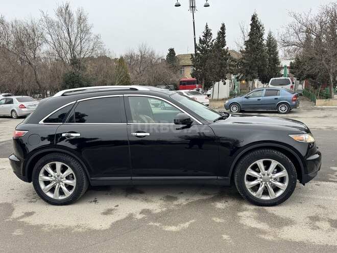 Infiniti FX35-8