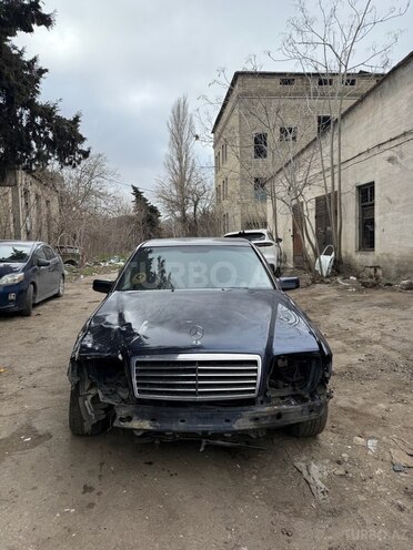 Mercedes C 240 1997, 240,000 km - 2.4 l - Bakı