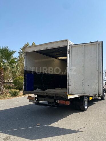Mercedes Vario-9