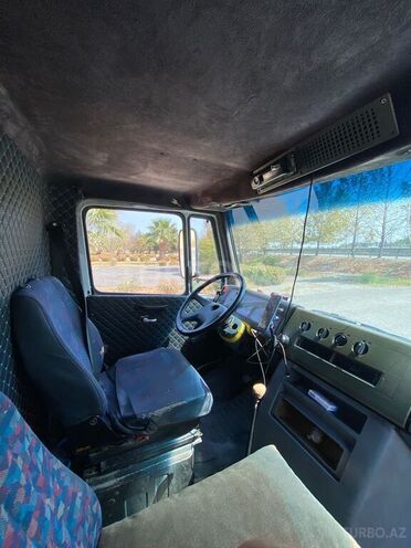 Mercedes Vario-4