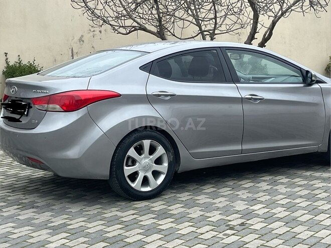 Hyundai Elantra 2011, 187,000 km - 1.8 l - Bakı