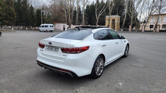 Kia Optima-12