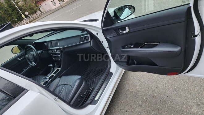 Kia Optima-18