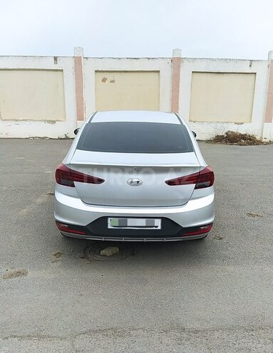 Hyundai Elantra 2019, 54,213 km - 2.0 l - Sumqayıt