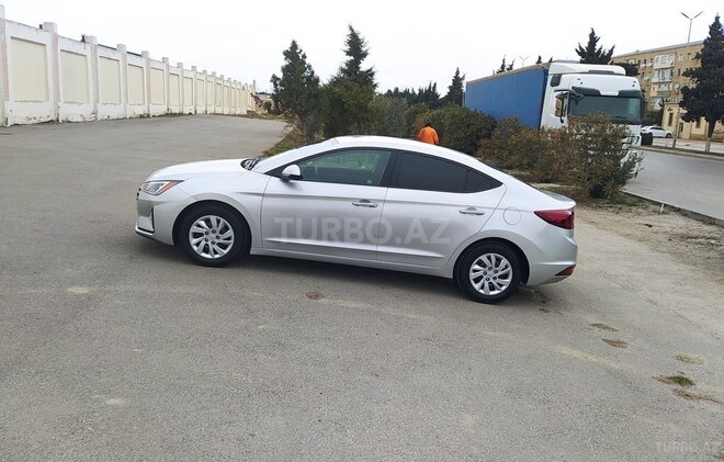 Hyundai Elantra 2019, 54,213 km - 2.0 l - Sumqayıt