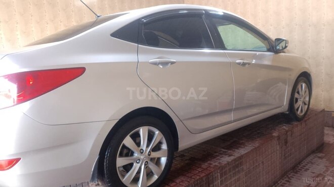 Hyundai Accent 2011, 227,200 km - 1.6 л - Bakı