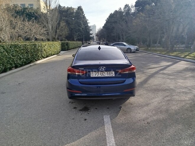 Hyundai Elantra 2016, 111,045 km - 2.0 л - Bakı