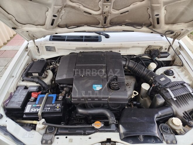 Mitsubishi Pajero io 2000, 300,000 km - 2.0 l - Neftçala